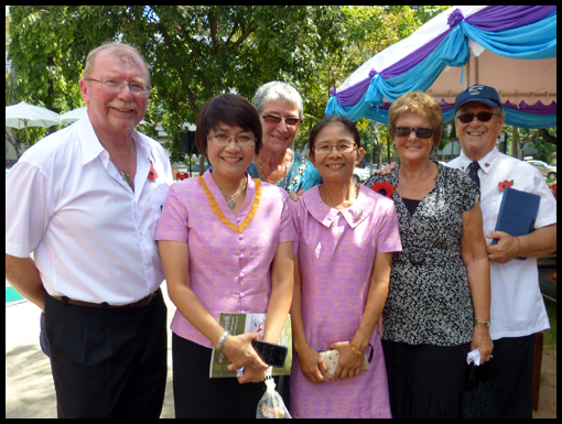 OCA members pose with the descendanys of 'Little Mother Ubon.