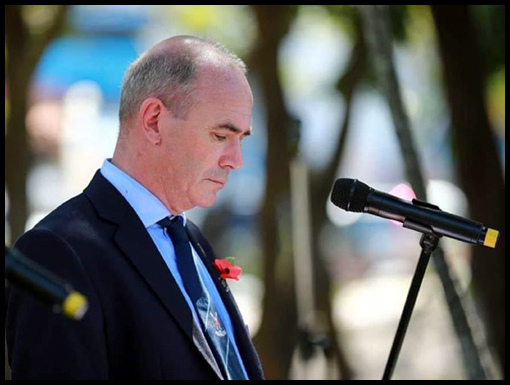 A reflective Mike Chapman officiating at a Ubon Remembrance Ceremony.